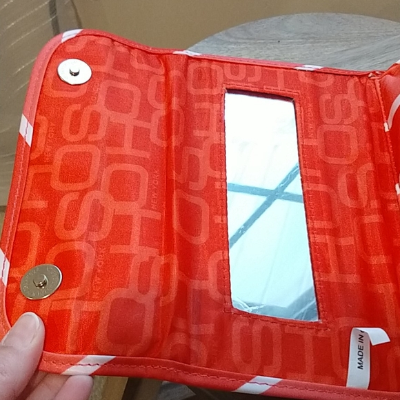 New! Cosmetic travel bag and cosmetic tools set - Picture 8 of 15